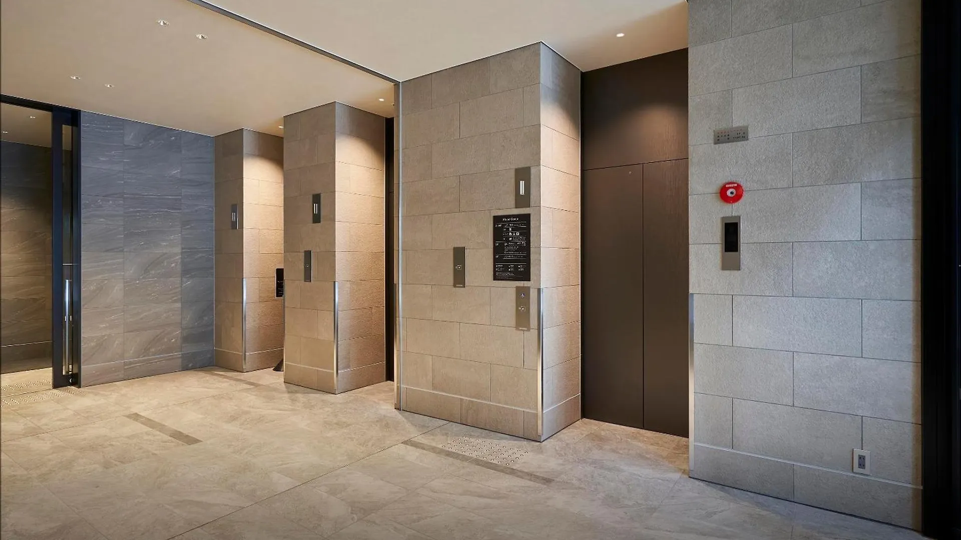 Daiwa Roynet Hotel Kobe-Sannomiya Premier 4*, Kobe