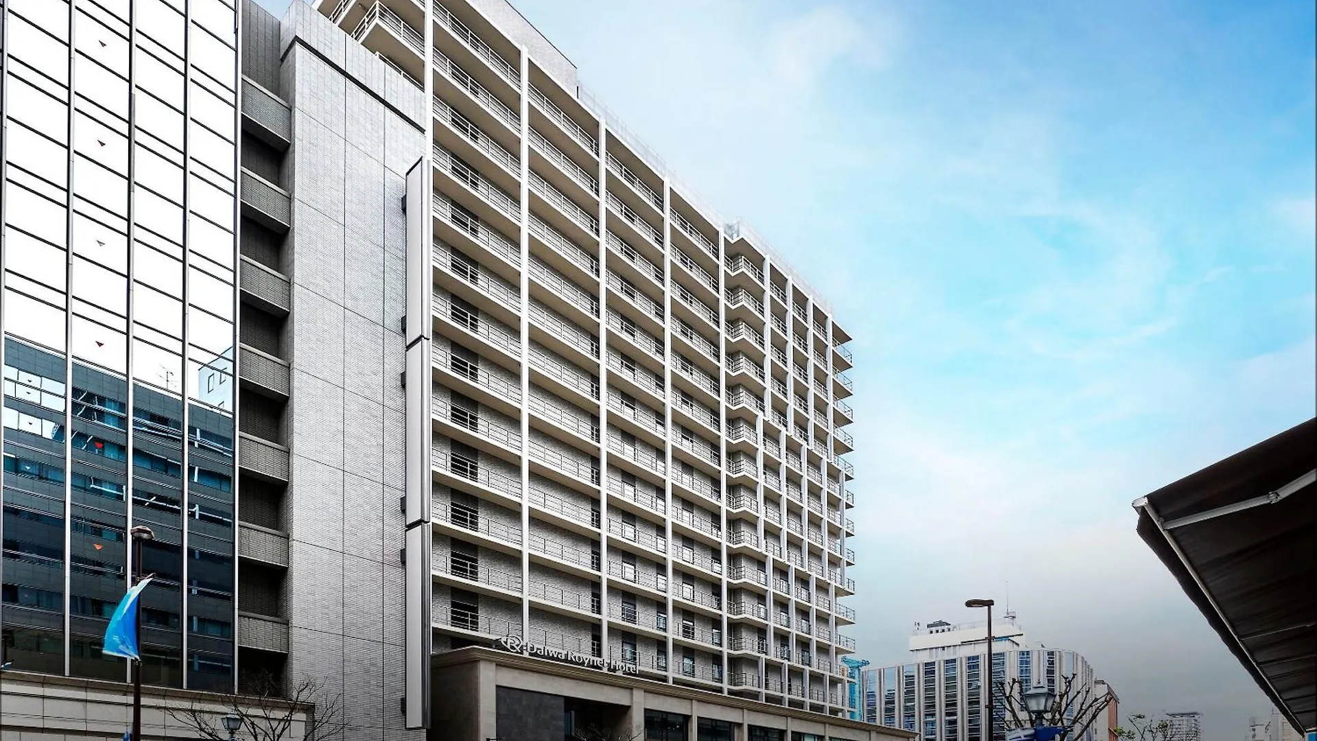 Daiwa Roynet Hotel Kobe-Sannomiya Premier 4*, Kobe Japan
